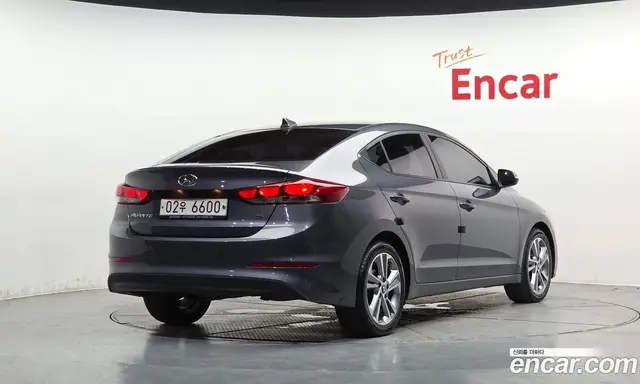 Hyundai Avante 2017 1.6 автомат (гидро), миниатюра 2 Hyundai Avante 2017 1.6 автомат (гидро), миниатюра 2