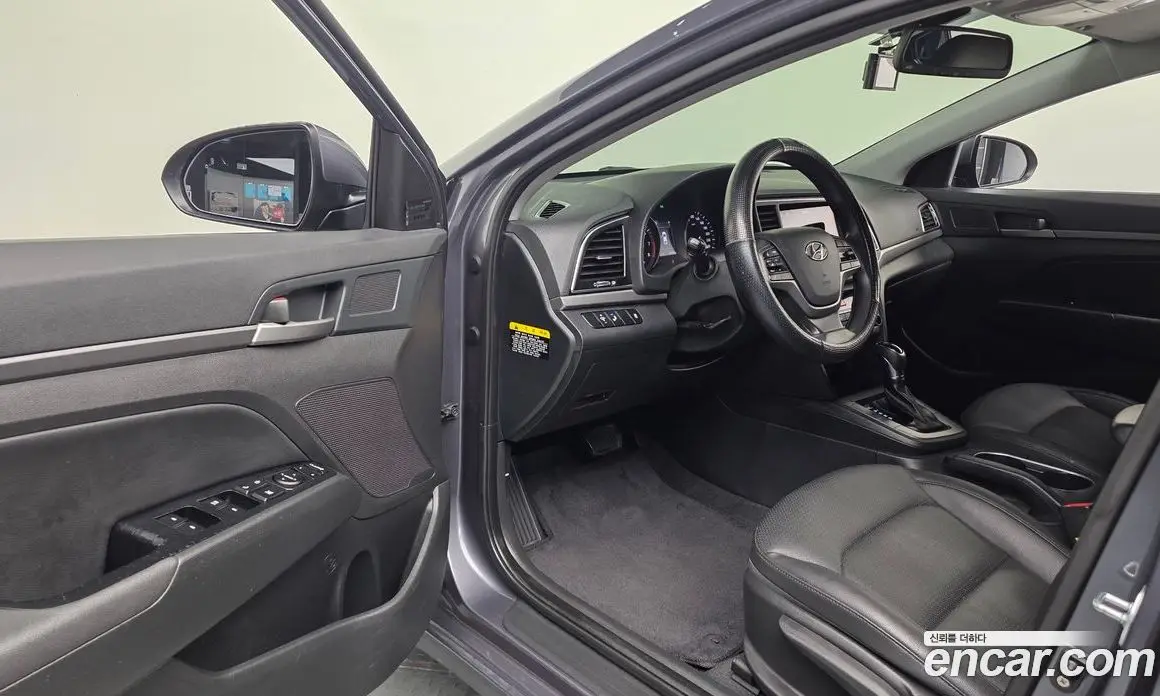 Hyundai Avante 2017 1.6 автомат (гидро), фото 13 Hyundai Avante 2017 1.6 автомат (гидро), фото 13