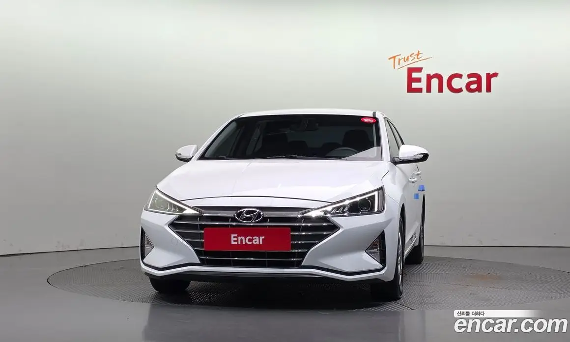 Hyundai Avante 2019 1.6 автомат (гидро), фото 3