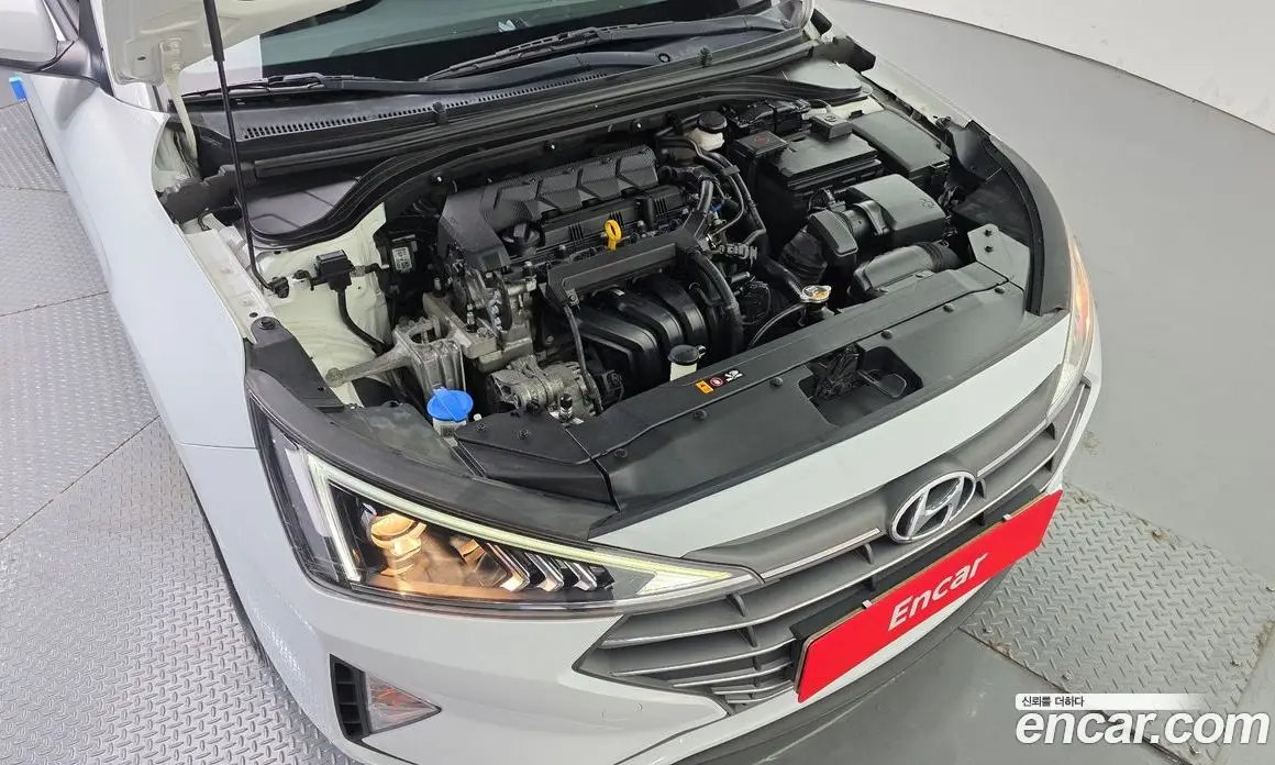 Hyundai Avante 2019 1.6 автомат (гидро), фото 6