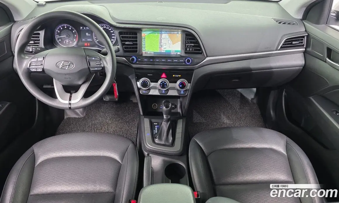 Hyundai Avante 2019 1.6 автомат (гидро), фото 10