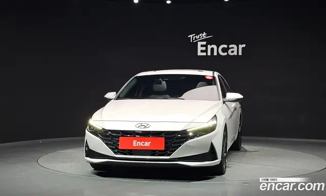 Hyundai Avante 2023 1.6 автомат (гидро), миниатюра 3