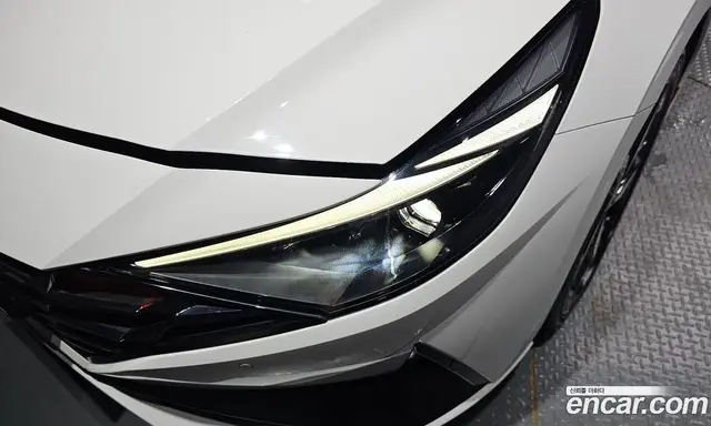 Hyundai Avante 2023 1.6 автомат (гидро), миниатюра 8