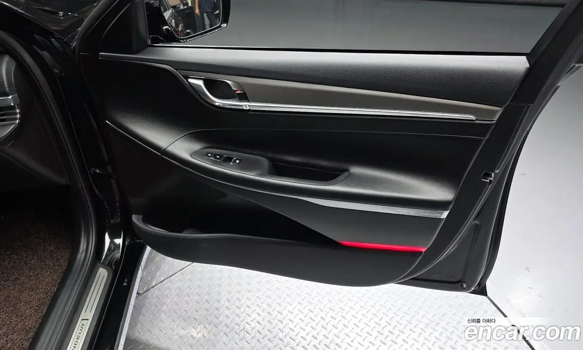 Hyundai Grandeur 2020 2.5 автомат (гидро), фото 14