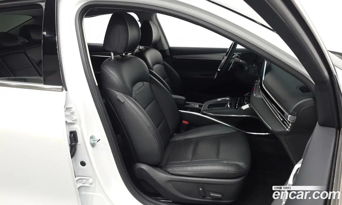 Hyundai Grandeur 2021 2.5 автомат (гидро), фото 16
