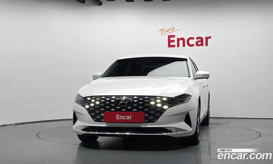 Hyundai Grandeur 2021 2.5 автомат (гидро), фото 3