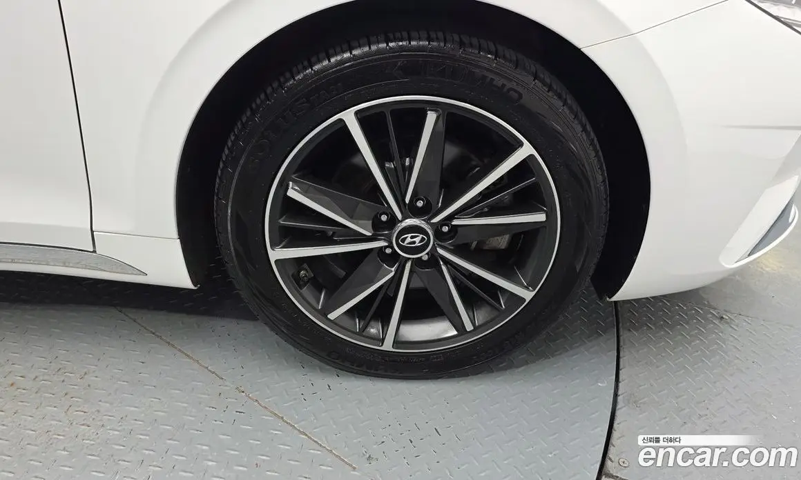 Hyundai Grandeur 2021 2.5 автомат (гидро), фото 7