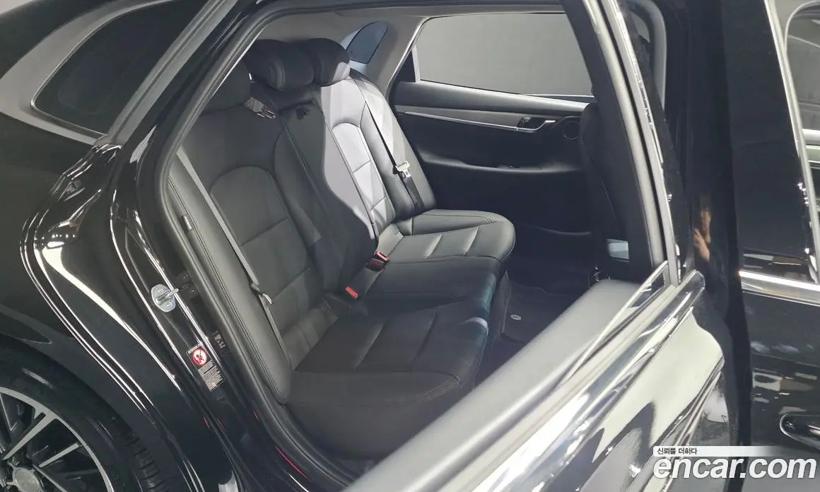 Hyundai Grandeur 2022 3.0 автомат (гидро), фото 16 Hyundai Grandeur 2022 3.0 автомат (гидро), фото 16