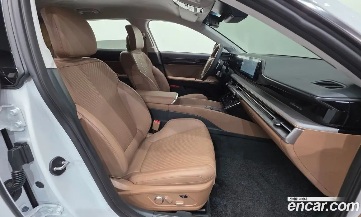 Hyundai Grandeur 2022 2.5 автомат (гидро), фото 13
