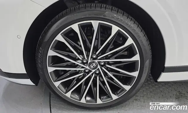Hyundai Grandeur 2022 2.5 автомат (гидро), миниатюра 5