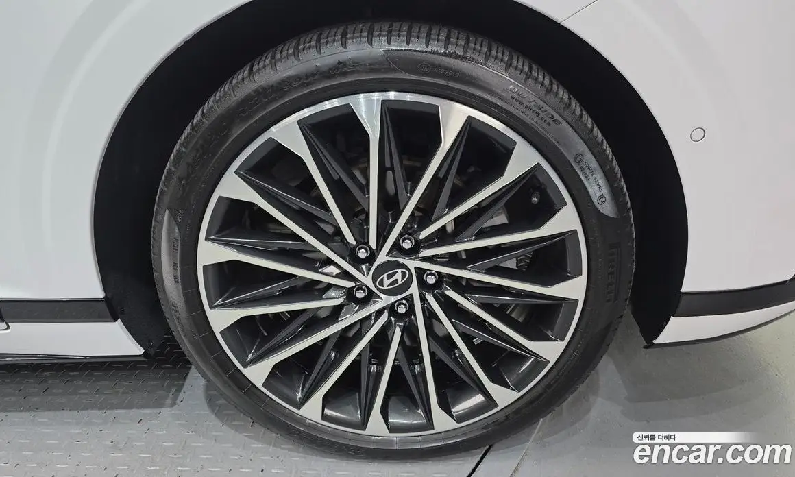 Hyundai Grandeur 2022 2.5 автомат (гидро), фото 7
