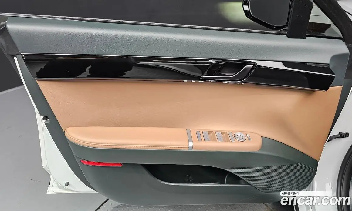 Hyundai Grandeur 2025 1.6 автомат (гидро), фото 13