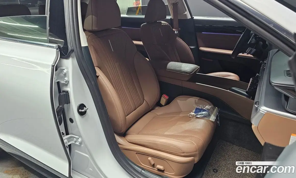 Hyundai Grandeur 2025 1.6 автомат (гидро), фото 15