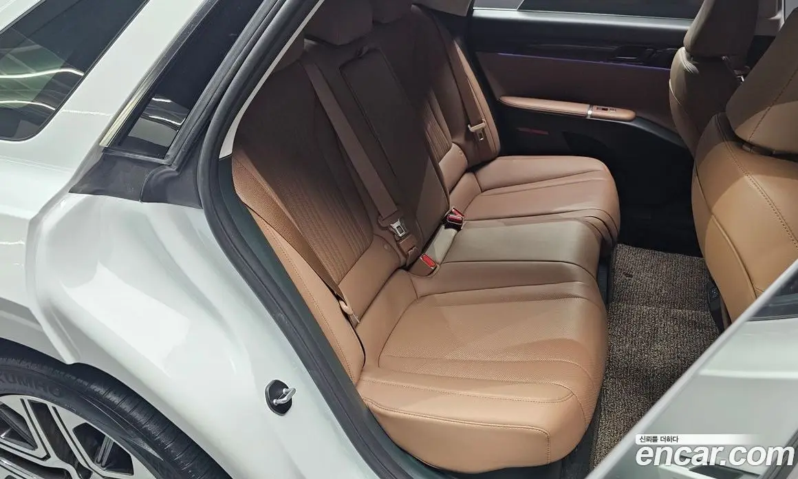 Hyundai Grandeur 2025 1.6 автомат (гидро), фото 16