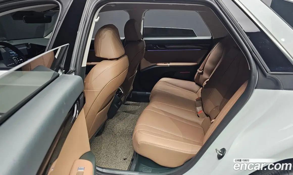 Hyundai Grandeur 2025 1.6 автомат (гидро), фото 17