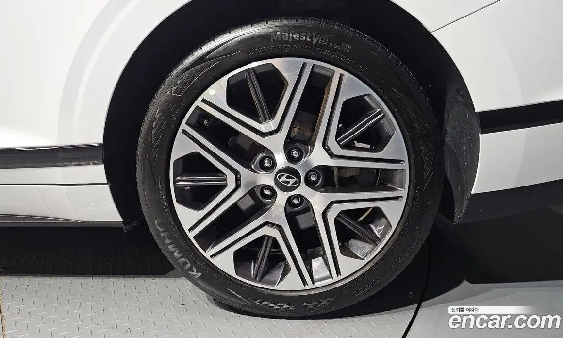 Hyundai Grandeur 2025 1.6 автомат (гидро), фото 6