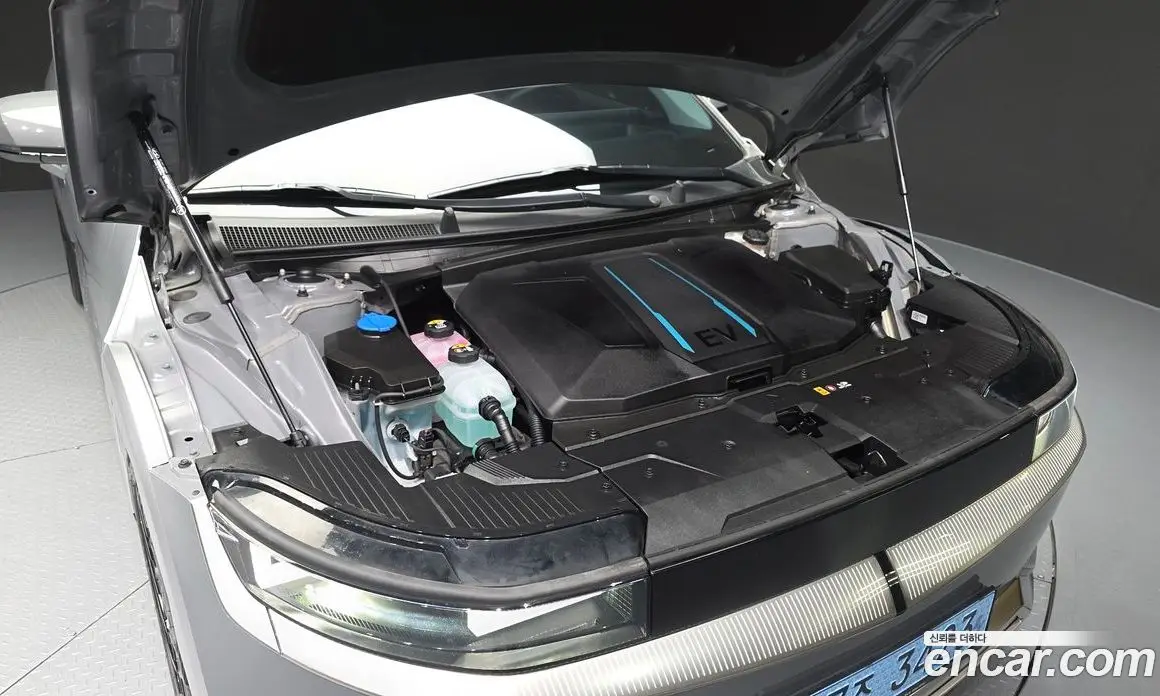 Hyundai Ioniq 5 2022 0.1 автомат (гидро), фото 6 Hyundai Ioniq 5 2022 0.1 автомат (гидро), фото 6