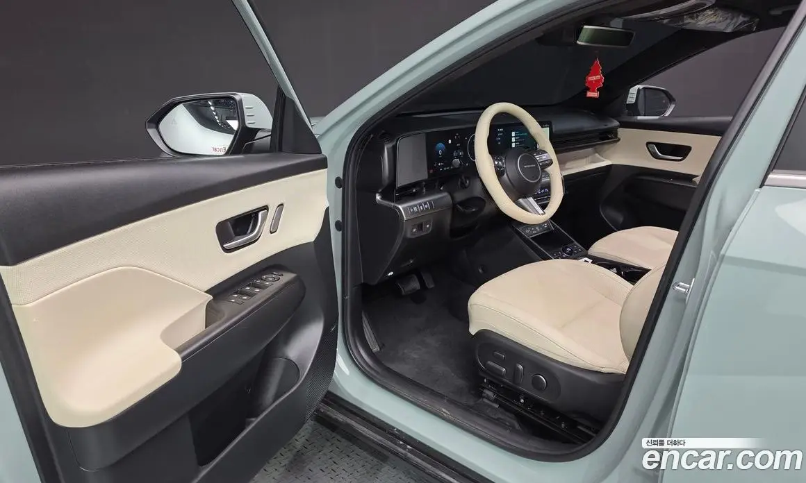 Hyundai Kona 2025 1.6 автомат (гидро), фото 13