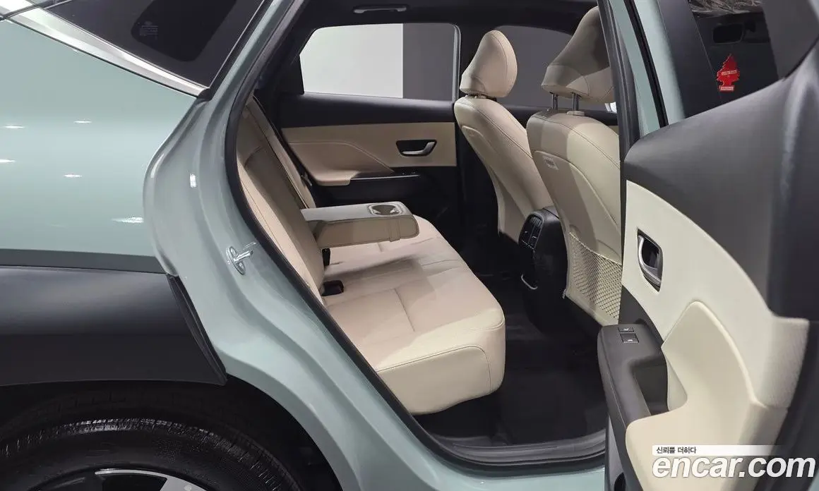 Hyundai Kona 2025 1.6 автомат (гидро), фото 17