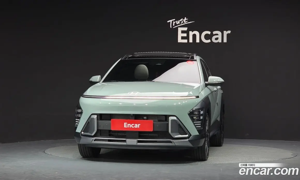 Hyundai Kona 2025 1.6 автомат (гидро), фото 3