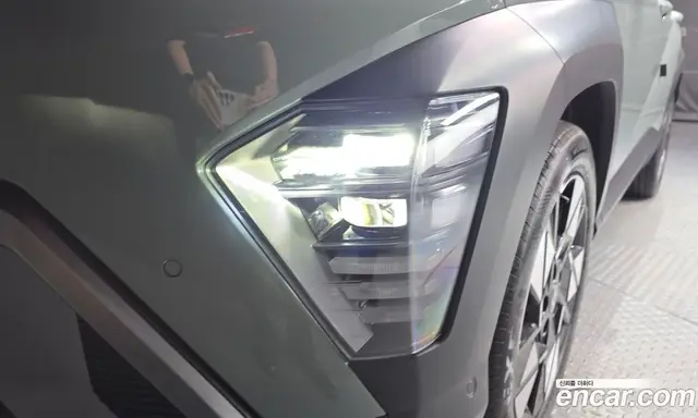Hyundai Kona 2025 1.6 автомат (гидро), миниатюра 8