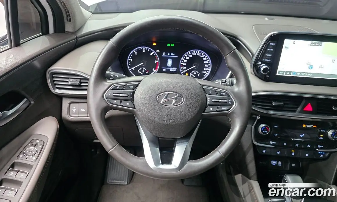 Hyundai Santa Fe 2018 2.0 автомат (гидро), фото 18 Hyundai Santa Fe 2018 2.0 автомат (гидро), фото 18