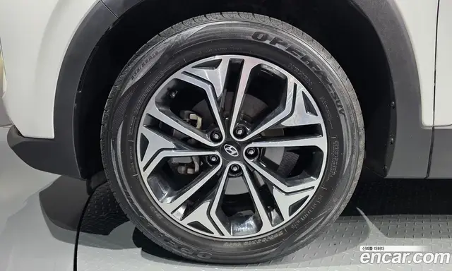 Hyundai Santa Fe 2018 2.0 автомат (гидро), миниатюра 4 Hyundai Santa Fe 2018 2.0 автомат (гидро), миниатюра 4