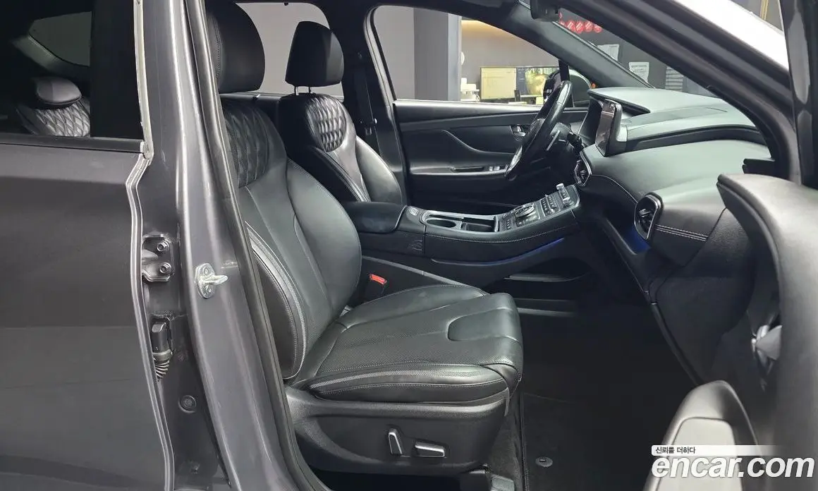 Hyundai Santa Fe 2020 2.2 автомат (гидро), фото 18 Hyundai Santa Fe 2020 2.2 автомат (гидро), фото 18