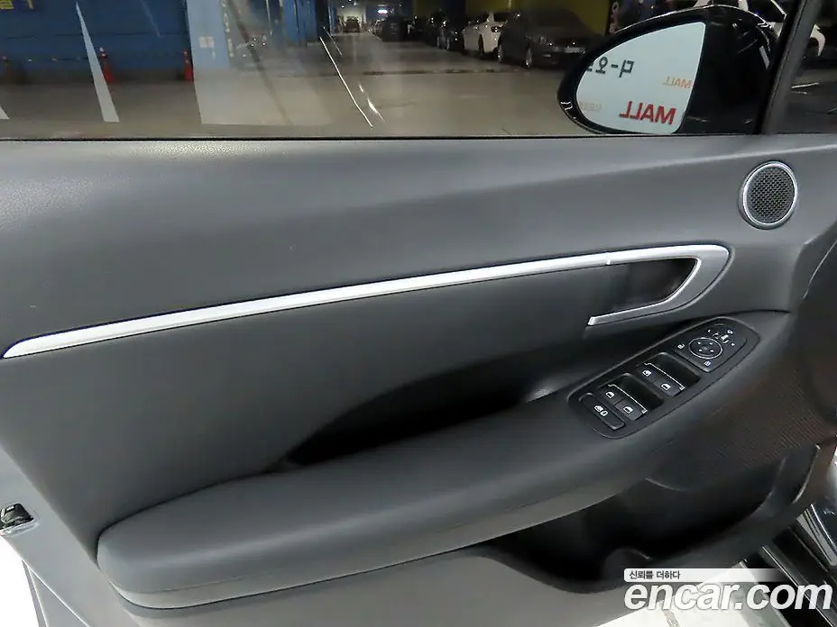 Hyundai Sonata 2022 2.0 автомат (гидро), фото 14
