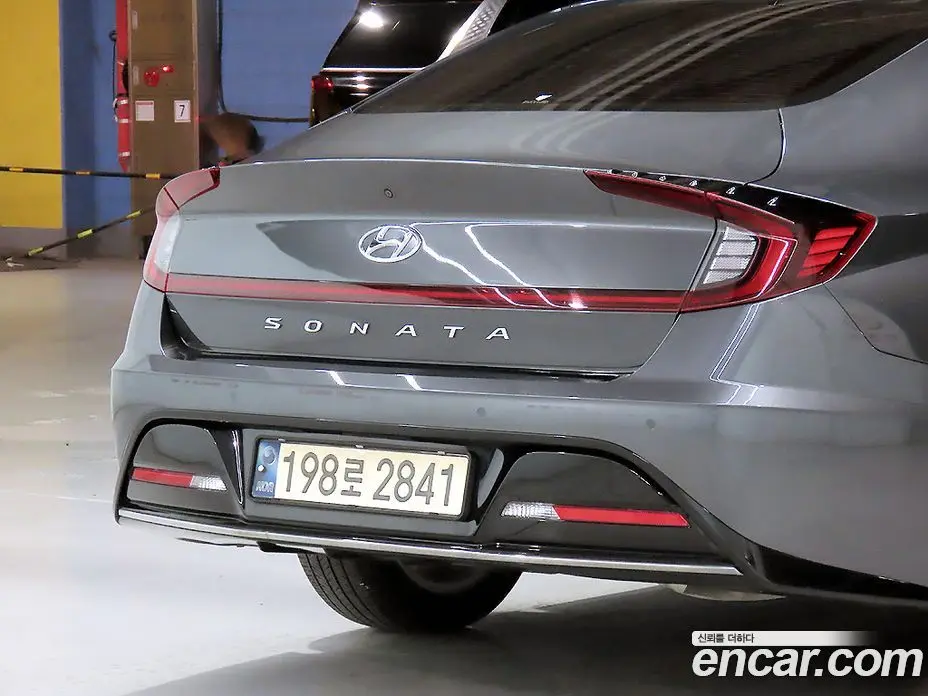 Hyundai Sonata 2022 2.0 автомат (гидро), фото 17