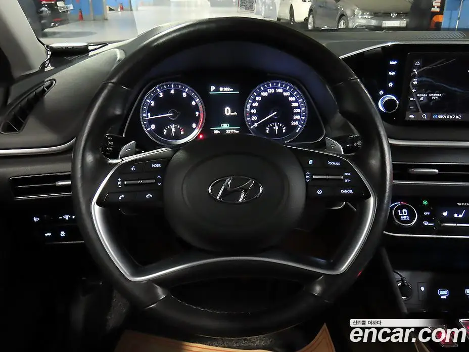 Hyundai Sonata 2022 2.0 автомат (гидро), фото 19
