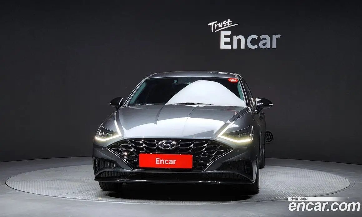 Hyundai Sonata 2023 1.6 автомат (гидро), фото 3