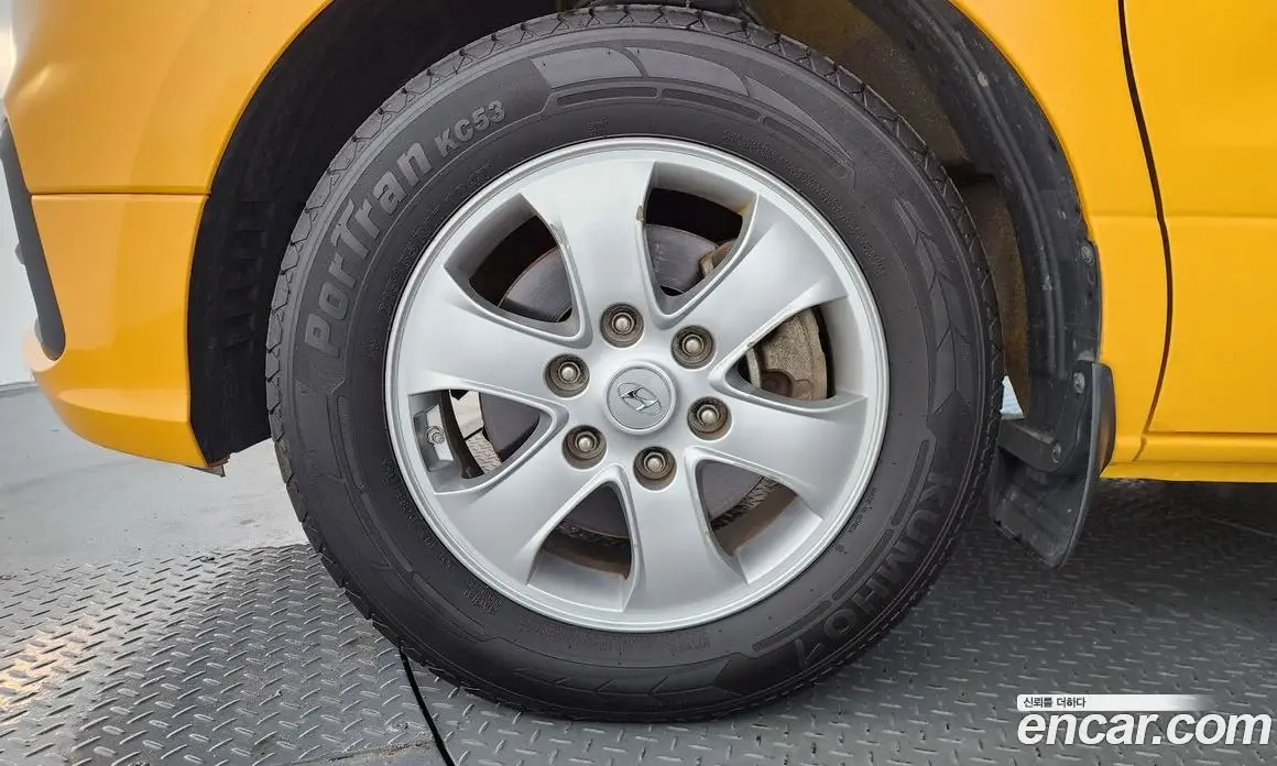Hyundai Starex 2020 2.4 автомат (гидро), фото 5