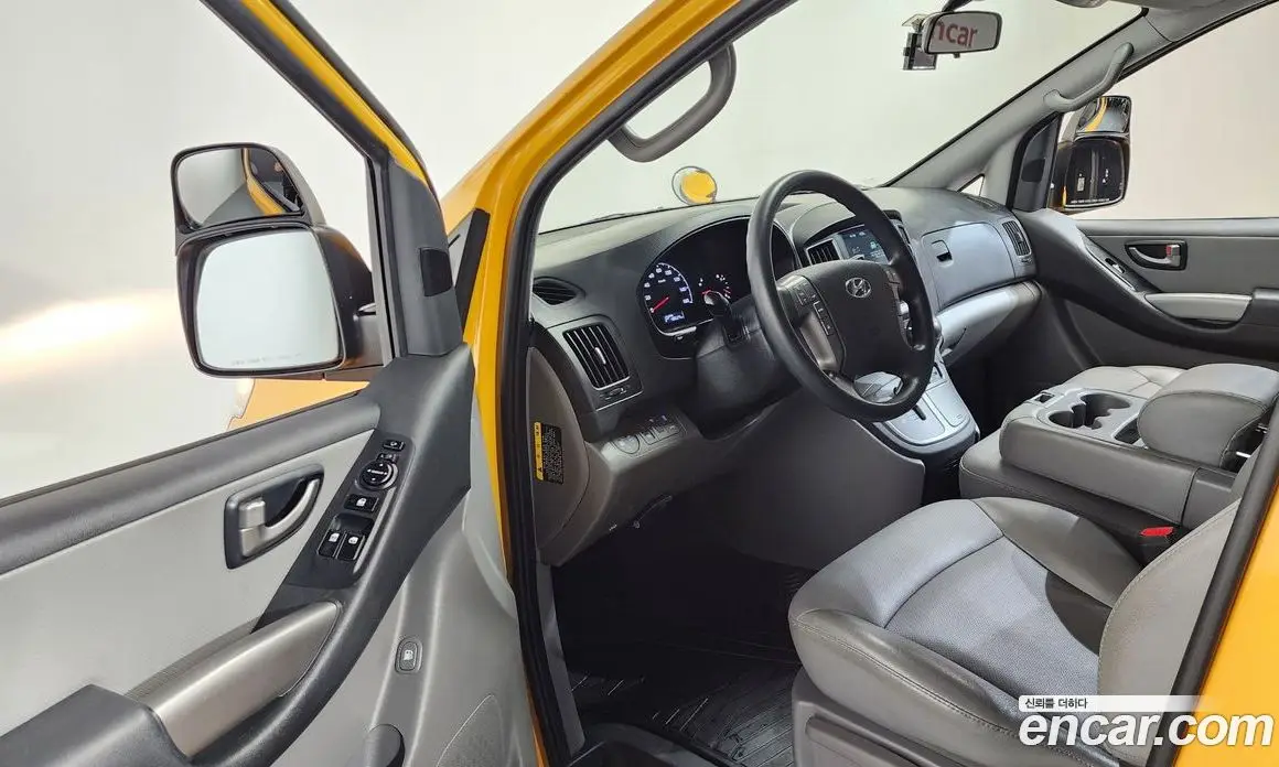 Hyundai Starex 2020 2.4 автомат (гидро), фото 10