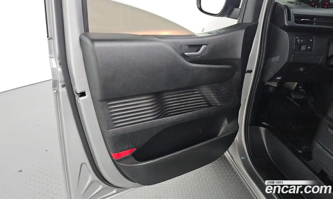 Hyundai Staria 2021 2.2 автомат (гидро), фото 14 Hyundai Staria 2021 2.2 автомат (гидро), фото 14