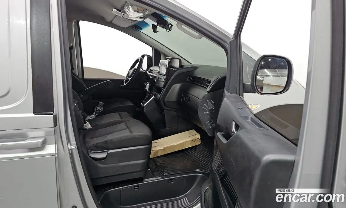 Hyundai Staria 2021 2.2 автомат (гидро), фото 16 Hyundai Staria 2021 2.2 автомат (гидро), фото 16