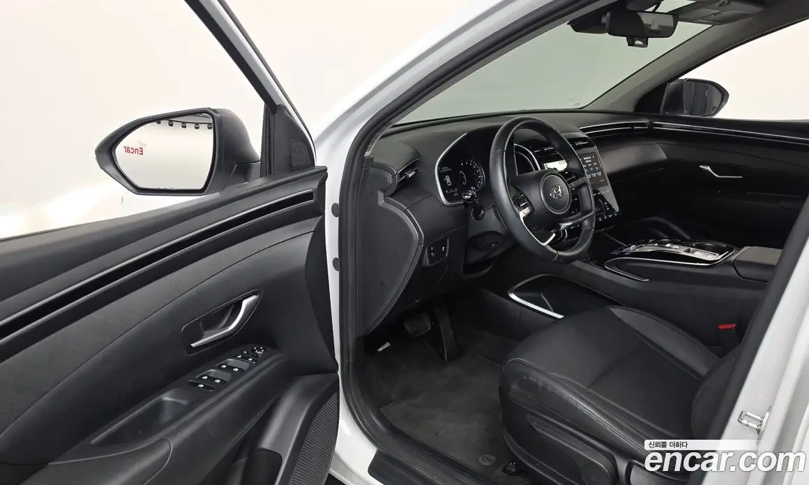Hyundai Tucson 2022 1.6 автомат (гидро), фото 13