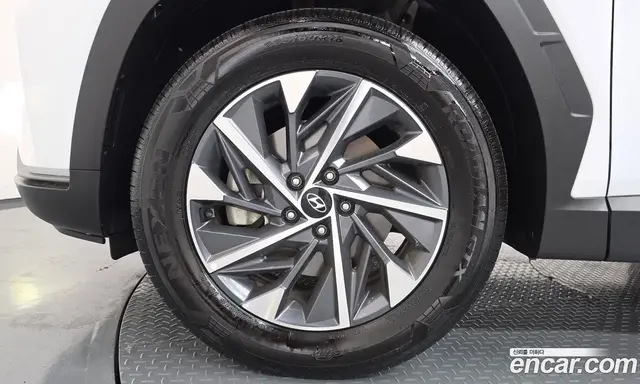 Hyundai Tucson 2022 1.6 автомат (гидро), миниатюра 5