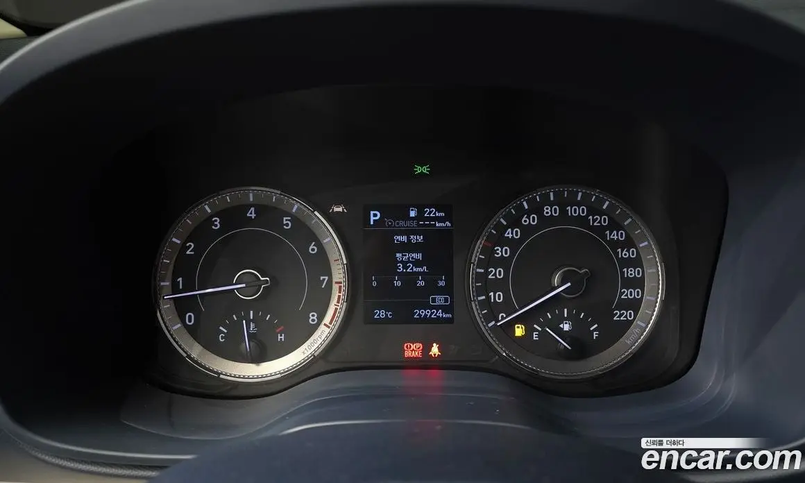 Hyundai Venue 2022 1.6 автомат (гидро), фото 11