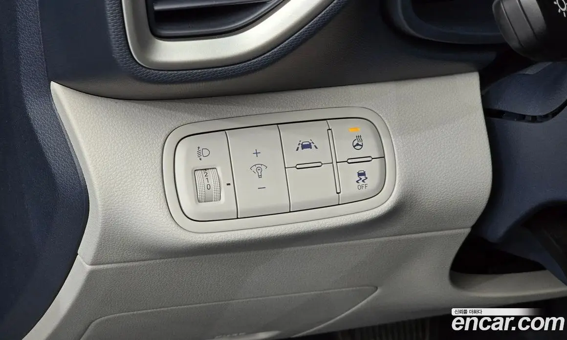 Hyundai Venue 2022 1.6 автомат (гидро), фото 20