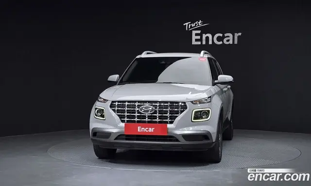Hyundai Venue 2022 1.6 автомат (гидро), миниатюра 3