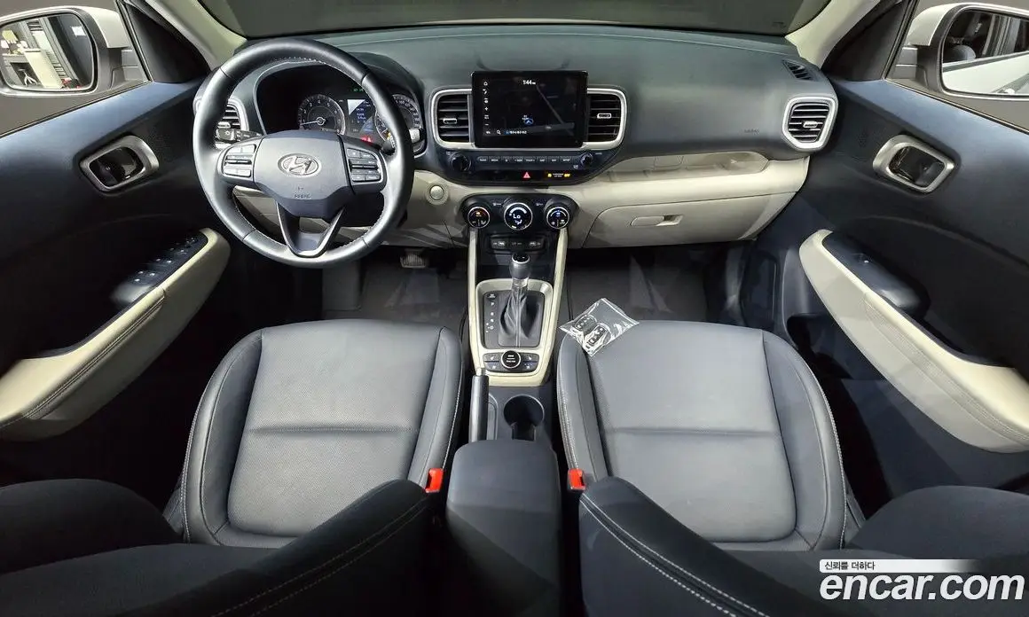 Hyundai Venue 2022 1.6 автомат (гидро), фото 10