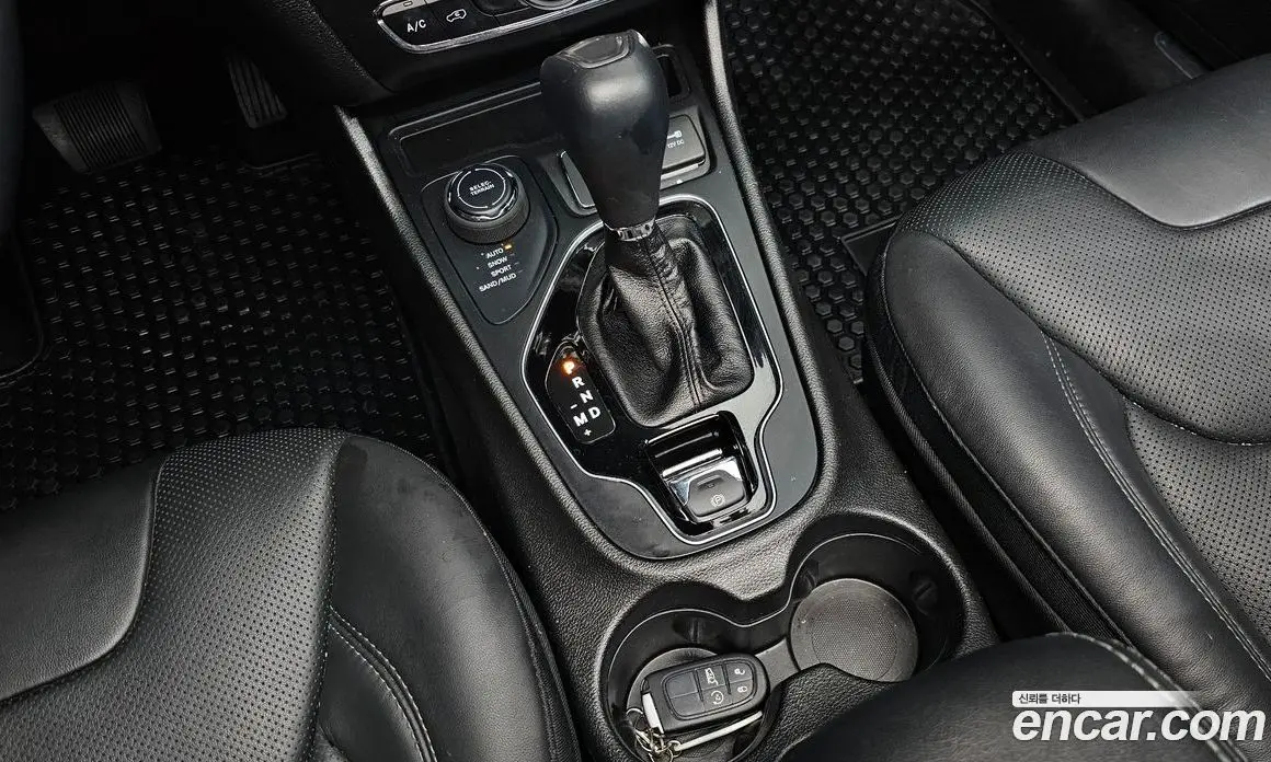Jeep Cherokee 2021 2.4 автомат (гидро), фото 11
