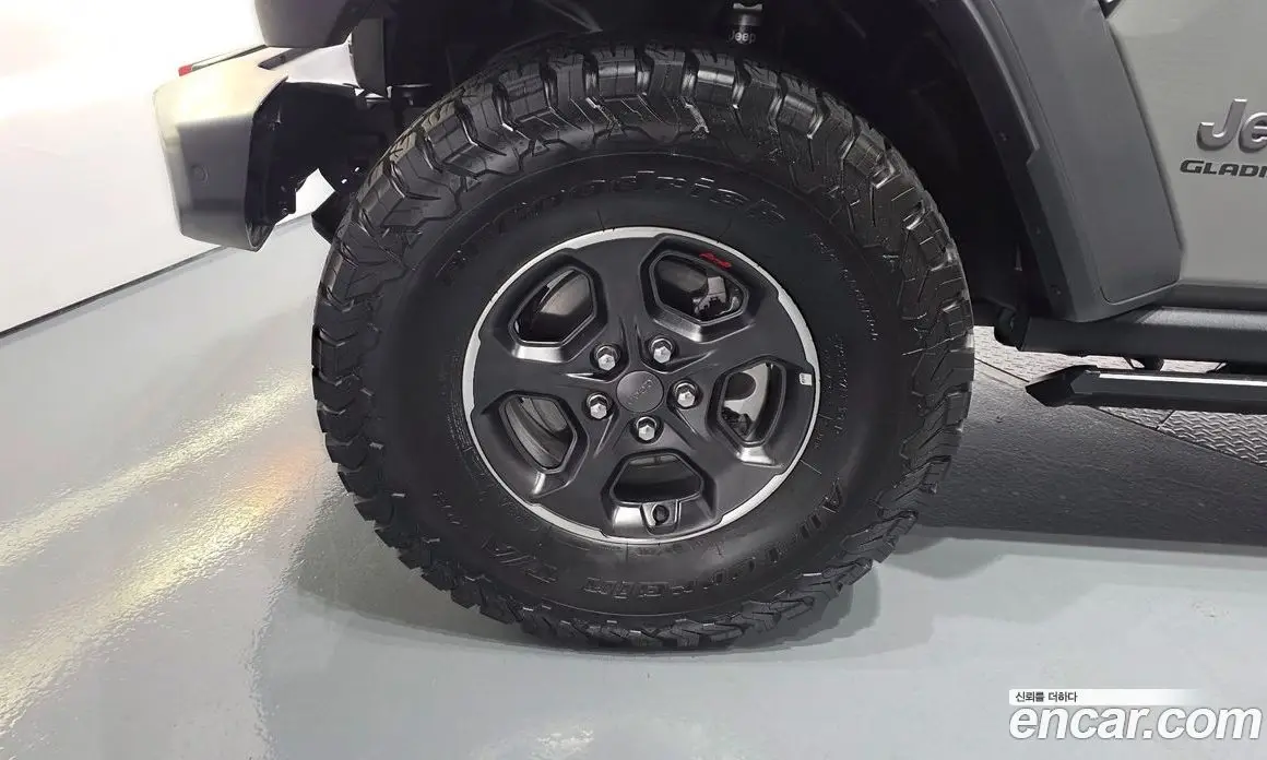 Jeep Gladiator 2022 3.6 автомат (гидро), фото 5 Jeep Gladiator 2022 3.6 автомат (гидро), фото 5