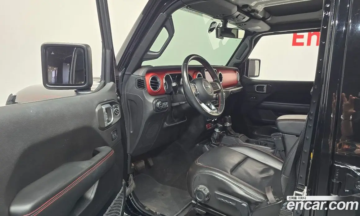 Jeep Wrangler 2020 2.0 автомат (гидро), фото 13 Jeep Wrangler 2020 2.0 автомат (гидро), фото 13