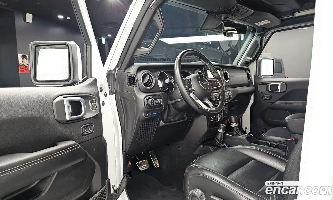 Jeep Wrangler 2021 2.0 автомат (гидро), фото 13