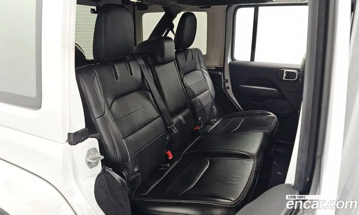 Jeep Wrangler 2021 2.0 автомат (гидро), фото 17