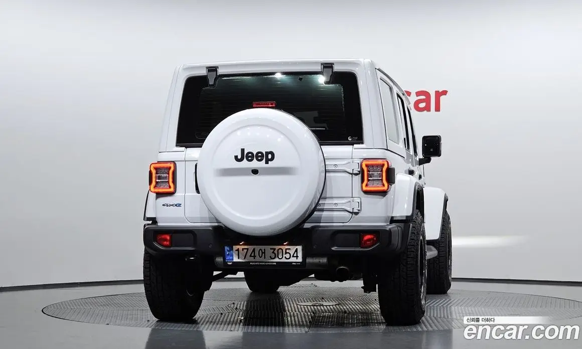 Jeep Wrangler 2021 2.0 автомат (гидро), фото 4