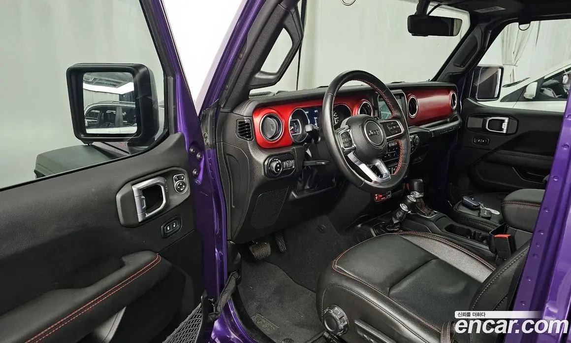 Jeep Wrangler 2023 2.0 автомат (гидро), фото 13 Jeep Wrangler 2023 2.0 автомат (гидро), фото 13