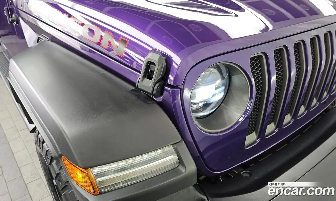 Jeep Wrangler 2023 2.0 автомат (гидро), фото 8 Jeep Wrangler 2023 2.0 автомат (гидро), фото 8